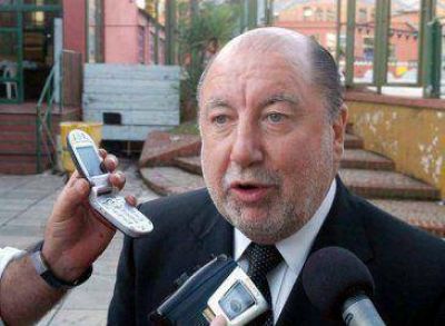 Dura cr�tica de Busti al Frente Cambiemos
