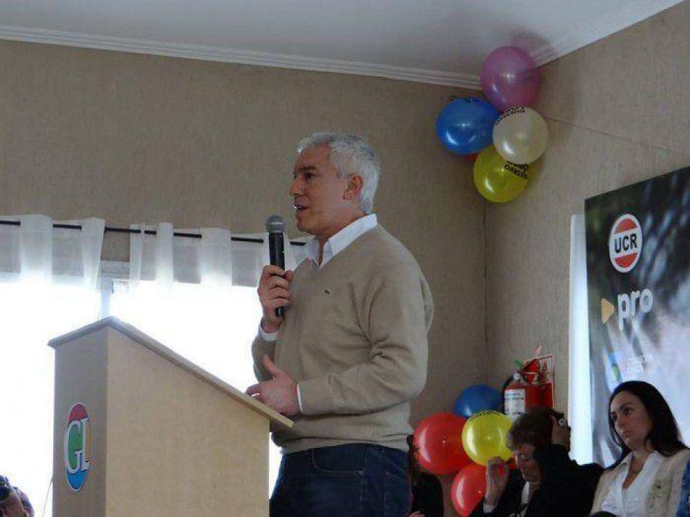 �Ahora la gente elegir� quien va a gobernar y en Chascom�s sin dudas, a Mauricio Macri, Mar�a Eugenia Vidal y Gustavo L�pez�