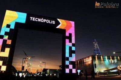 Sonzini �El viaje a Tecn�polis es un ejemplo de igualdad e inclusi�n por parte del Estado Nacional�
