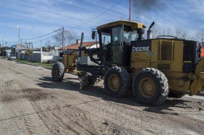 Inza destac� el trabajo de pavimentaci�n y arreglo de calles