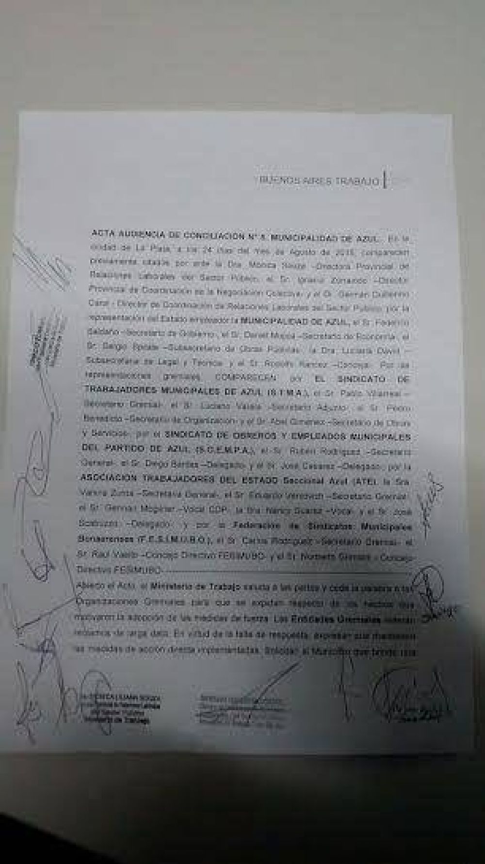 Principio de acuerdo en La Plata para destrabar el conflicto con los municipales