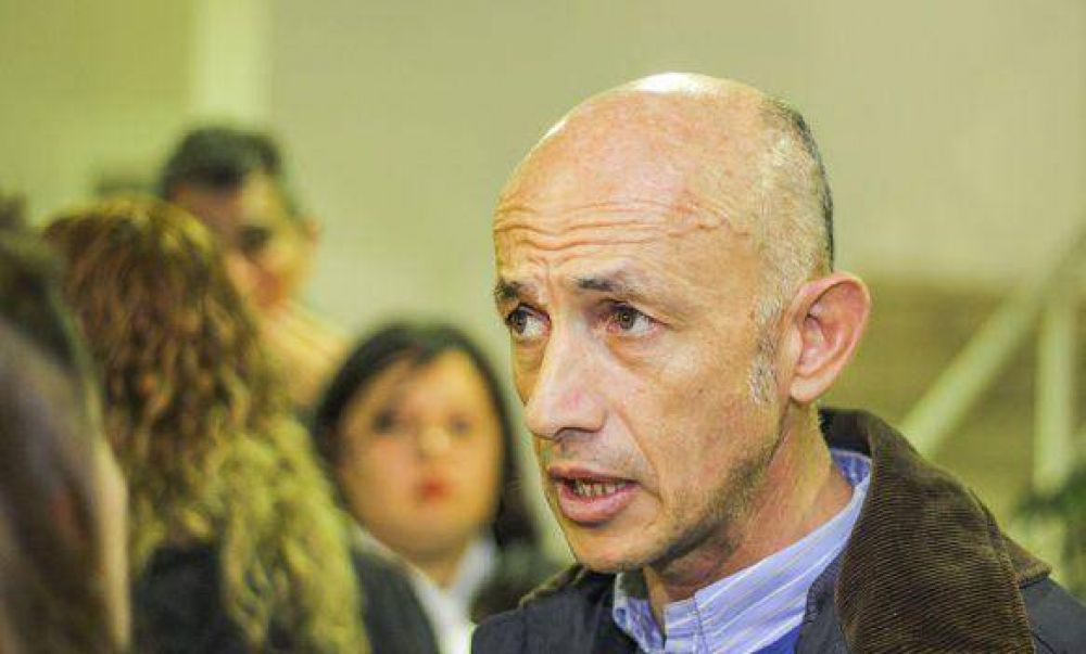 Cotillo dijo que la oposici�n subestima al electorado y se maneja de manera hip�crita