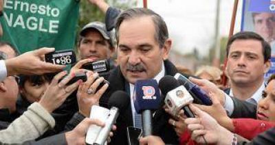 Alperovich: �Si quieren abrir todas las urnas que lo hagan�