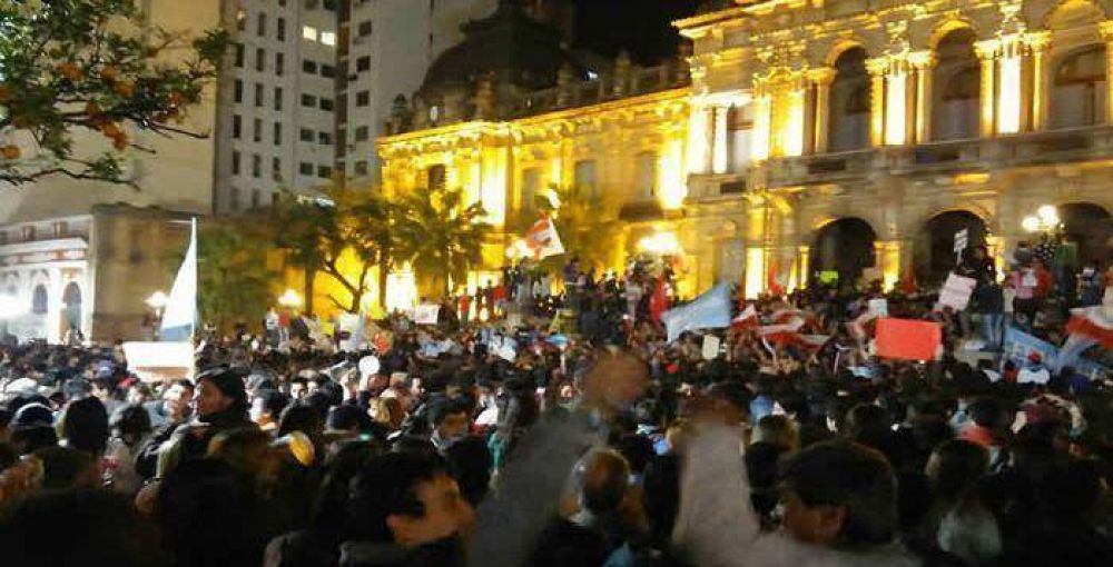 #Tucumanazo #FraudeEnTucuman: Convocan a nueva marcha hoy a las 20