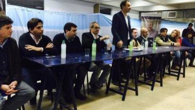 Bruera y La C�mpora juntos en un acto platense