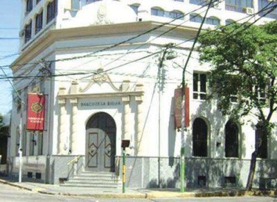 Apuntan a modernizar los servicios del Banco Rioja