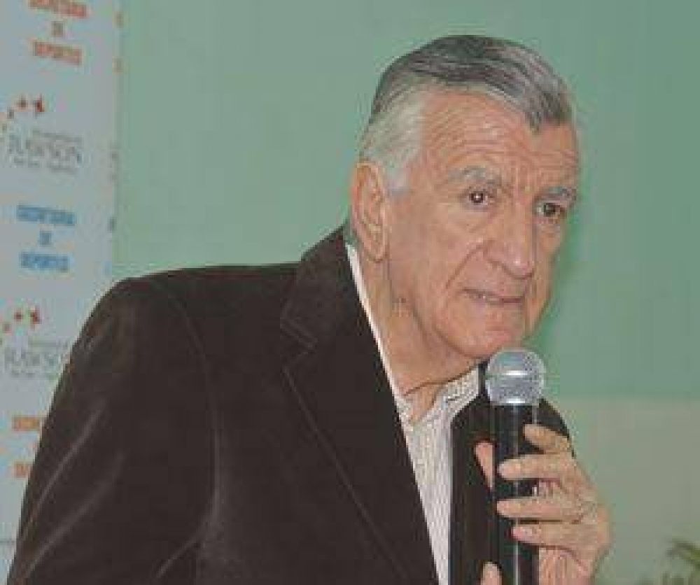 Jos� Luis Gioja: �Hay que aceptar el resultado y no echarle la culpa al cartero�	