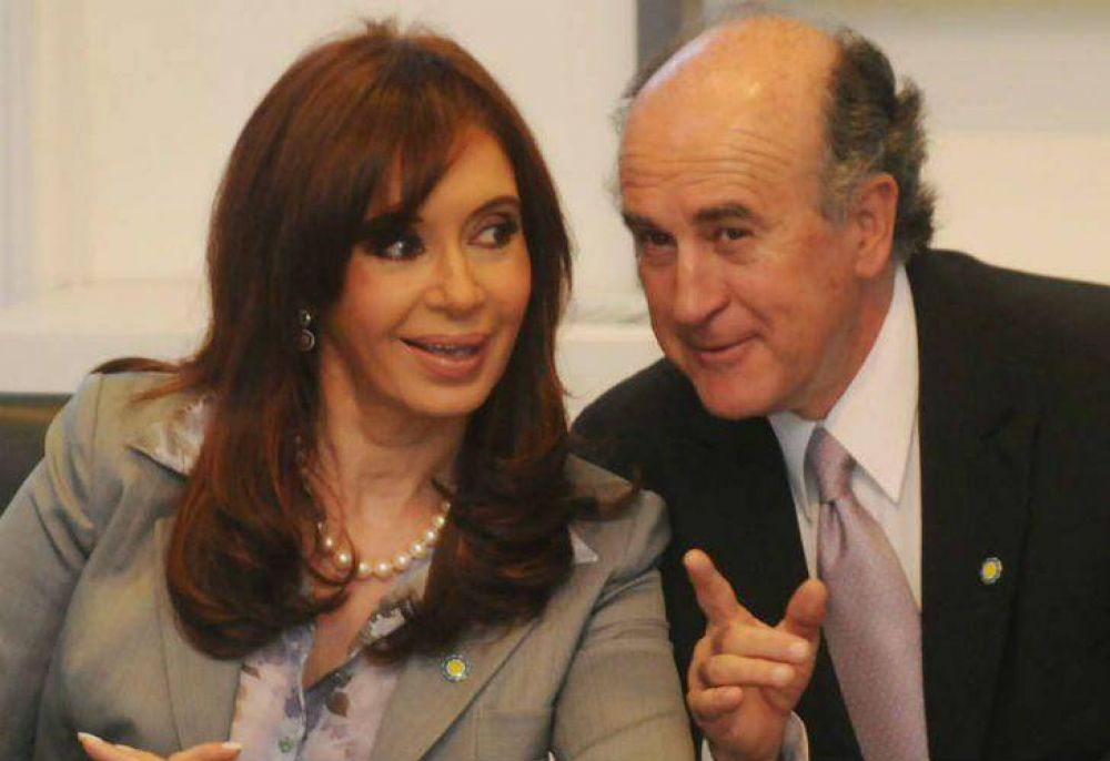 Tras la convulsi�n en Tucum�n, Cristina recibi� al jefe de la exSIDE