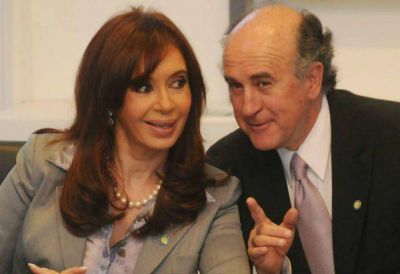 Tras la convulsi�n en Tucum�n, Cristina recibi� al jefe de la exSIDE