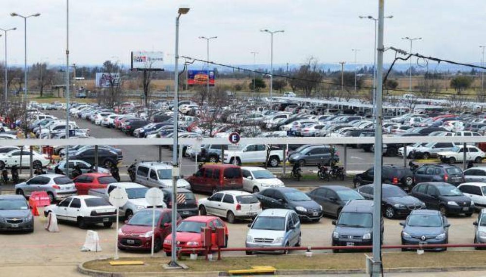 Cada vez m�s dificultades para estacionar en el Taravella