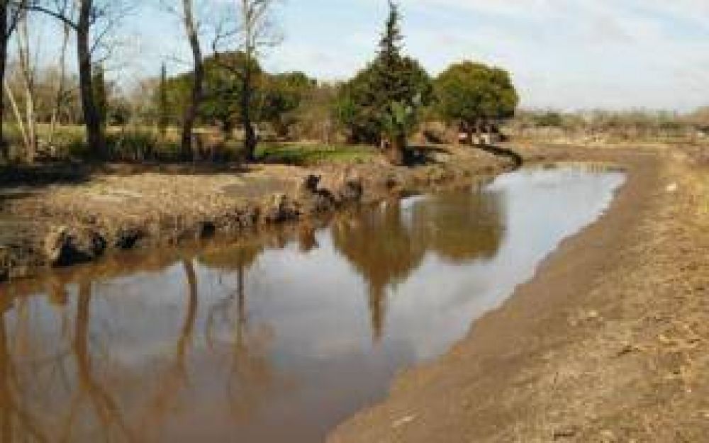 Berisso: Avanza obra h�drica en el canal 