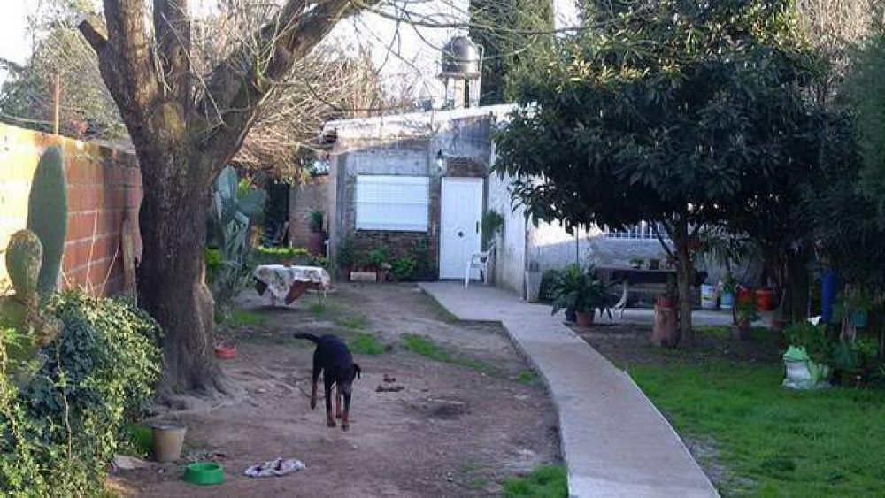 Una mujer asfixi� a su hija con una almohada y luego se suicid�