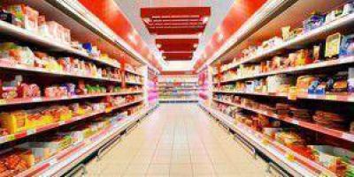 Peque�os comerciantes locales se manifestaron contra la instalaci�n de nuevos grandes supermercados