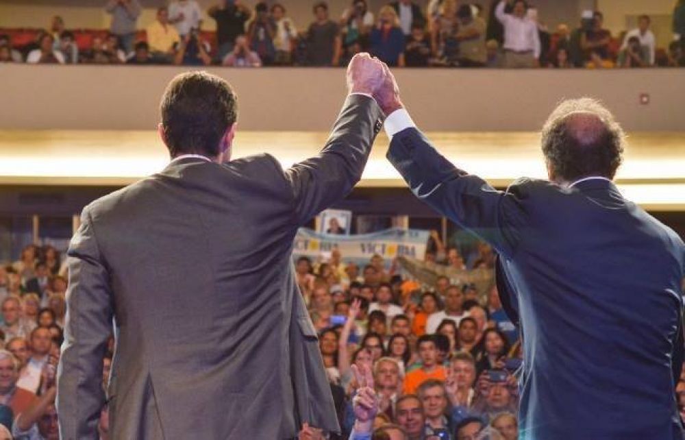 ﻿Godoy sobre Scioli: � Es la primera vez que un candidato se compromete con los salte�os�