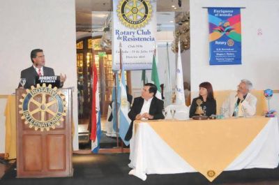 Capitanich con el Rotary Club: �Se necesita liderazgo pol�tico para transformar ideas en acci�n�