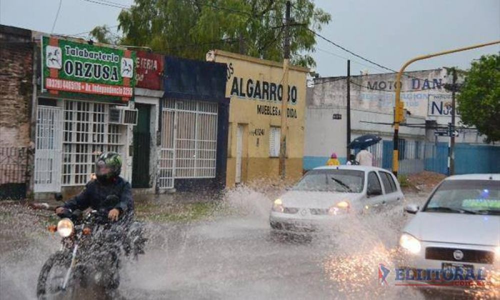 Por la cercan�a del fen�meno �El Ni�o� apuran la limpieza de canales y desag�es
