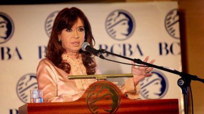 Con sabor a campa�a y a final de ciclo, Cristina Kirchner brind� un cr�tico discurso en la Bolsa