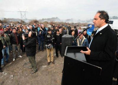 Scioli cerr� la quema municipal en la Ribera.