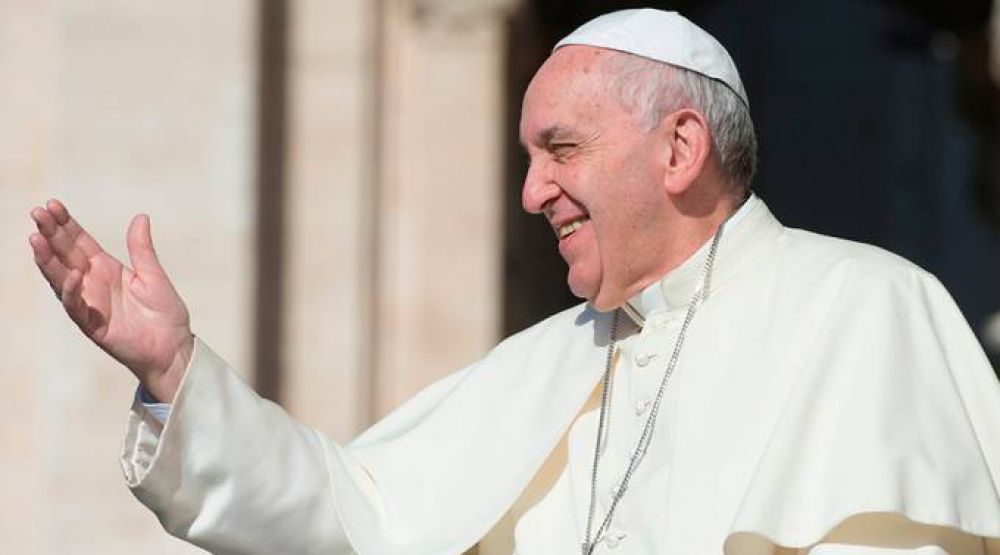 Papa Francisco: Un corazón que ama a Dios convierte en oración incluso un pensamiento