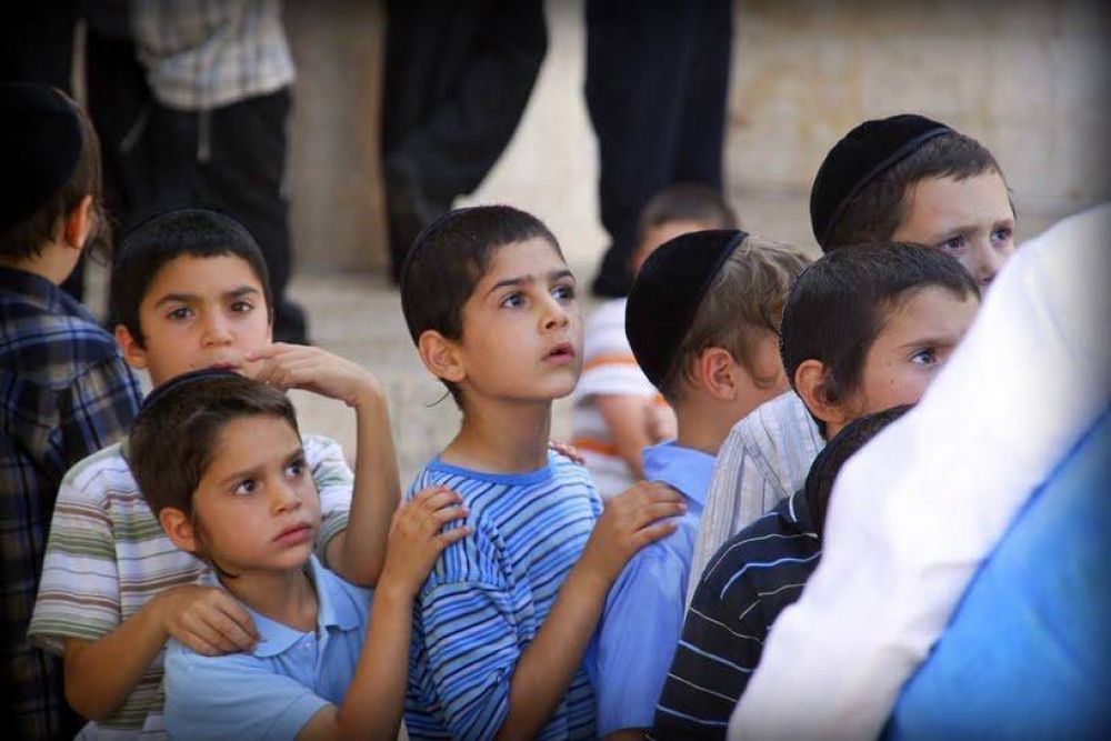 El Papa Francisco donará 68 mil euros a niños refugiados en Jordania