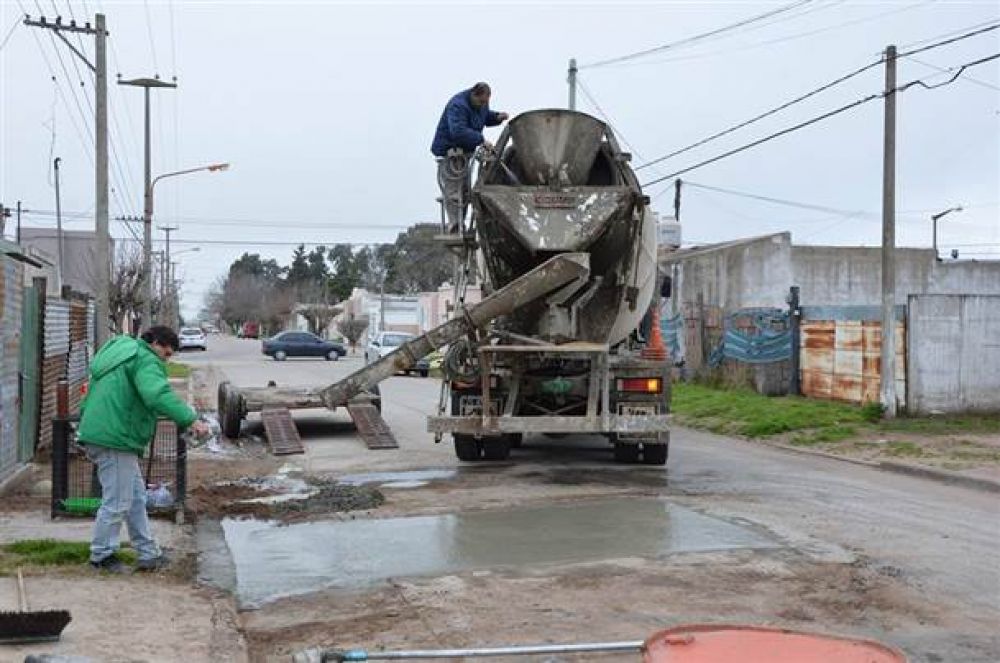 Comenz� un programa municipal de erradicaci�n de baches