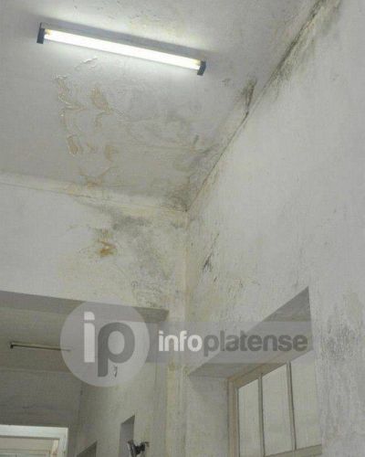 Denuncian que �se cae a pedazos� la Escuela donde estudi� el intendente Pablo Bruera