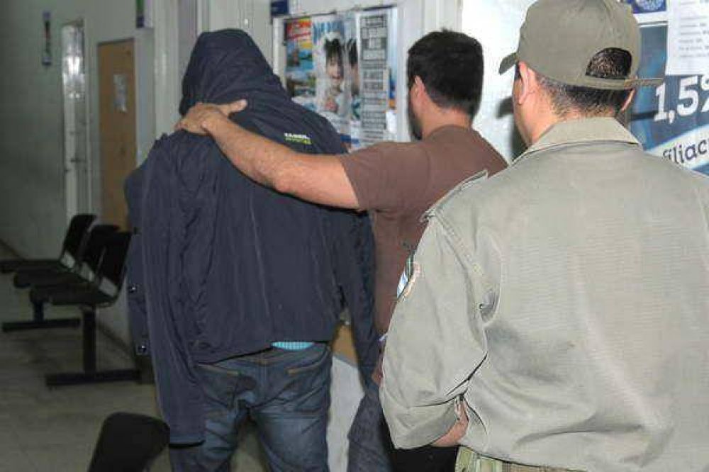 Sospechan que hay m�s empleados de la Anses implicados en el caso de pedidos de coimas