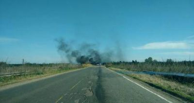 Ruta 1001: Levantaron el corte luego de que Baraybar explicara en R�o Tala los alcances del contrato firmado