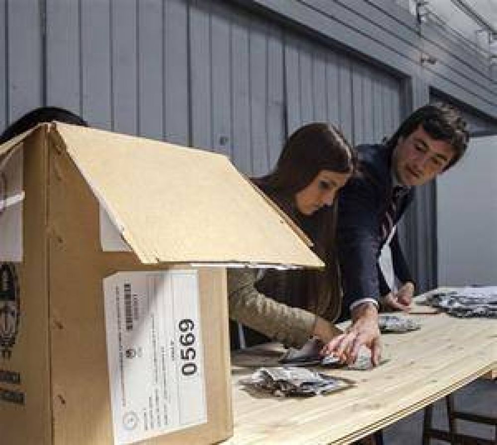 Al ritmo actual, el recuento definitivo en Tucum�n demorar�a tres semanas