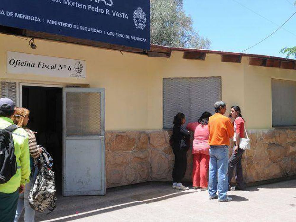 Un discapacitado mental asegur� haber apu�alado a un joven cuando le quiso robar pero no le creen