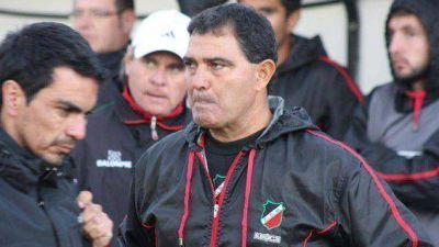 Susto en Maip�: Cuatro futbolistas se accidentaron