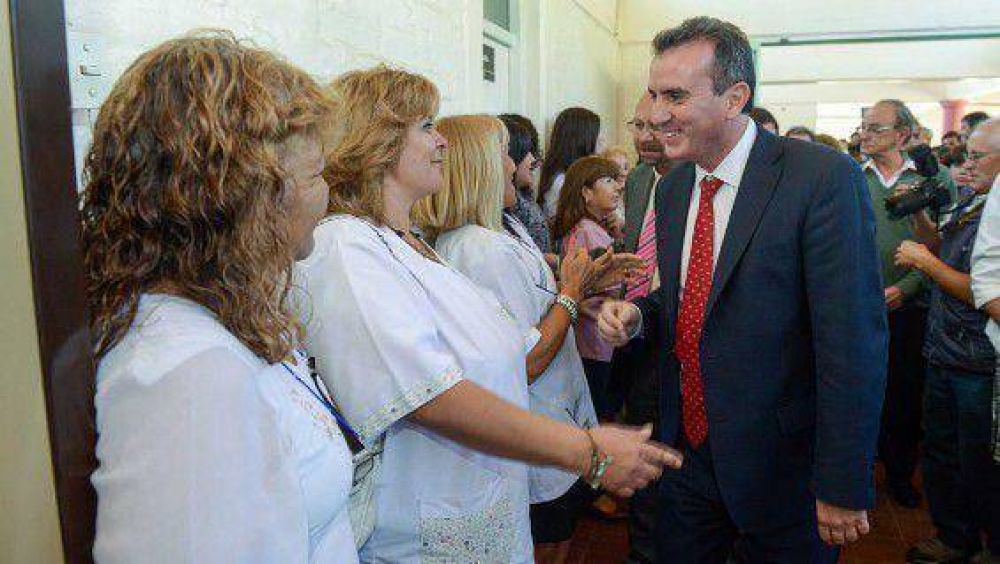 Hubo acuerdo y no habr� paro en el Microhospital