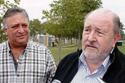 Verna arm� una cumbre con los intendentes