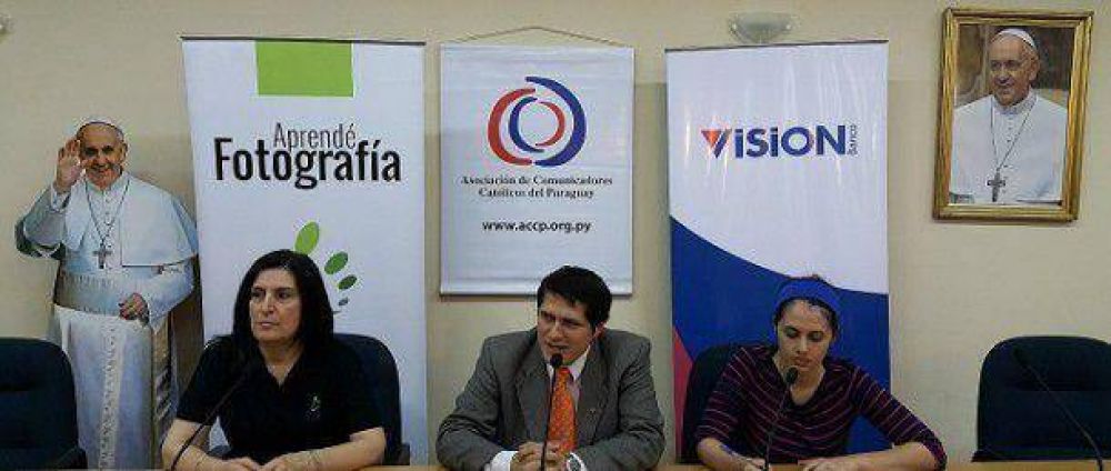 Comunicadores catlicos lanzan concurso de fotografa Francisco en Paraguay