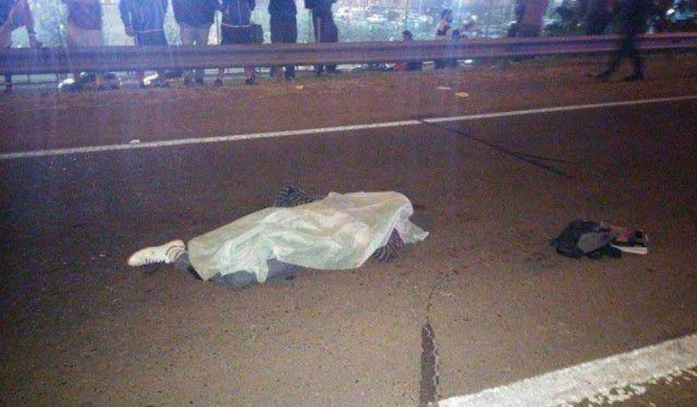 Un joven muri� tras ser embestido por un auto en Capital
