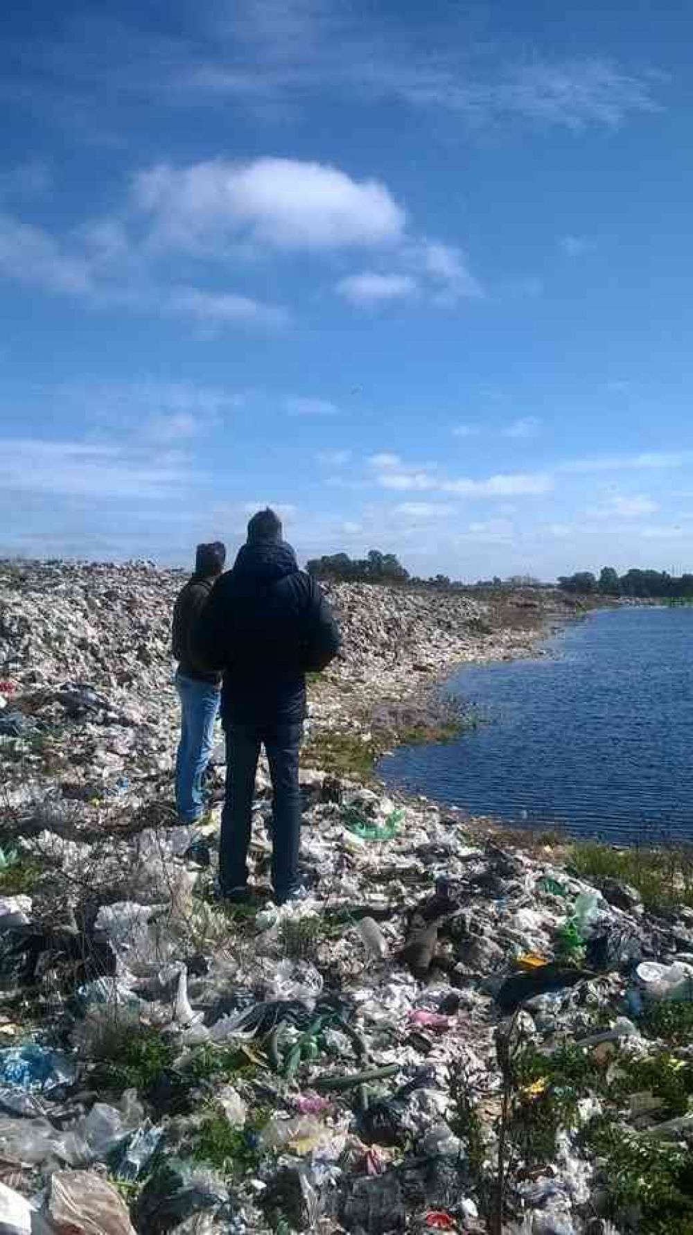 Denunciar�n judicialmente a Inza por el estado del basural