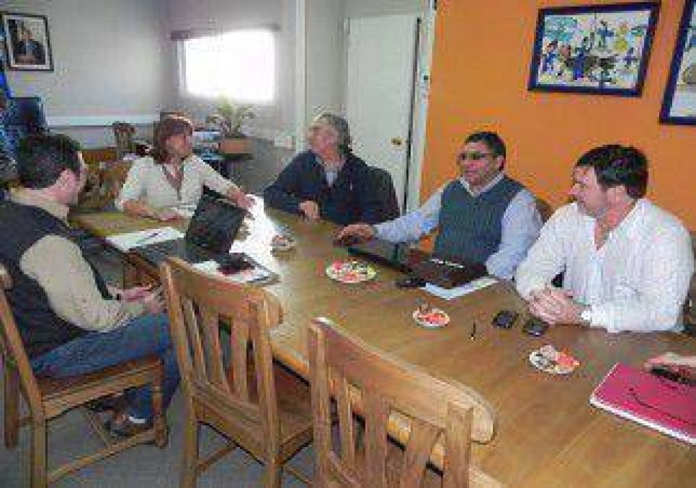 UnTER present� sus reclamos al gobierno y exigi� renuncias
