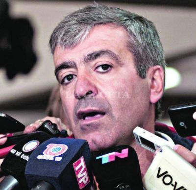 Denunciaron a Cano y a Amaya