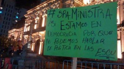Por quinto d�a consecutivo, tucumanos se manifestaron por las denuncias de fraude