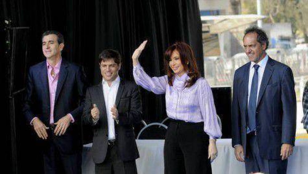 Cristina baj� a la Ciudad e hizo anuncios