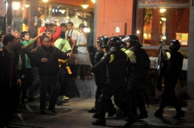 El error pol�tico del alperovichismo cabalg� en la plaza