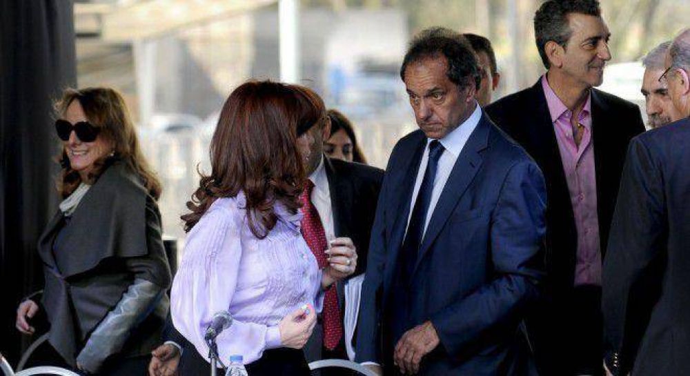 Inquieta, Cristina se sube a la campa�a de Scioli