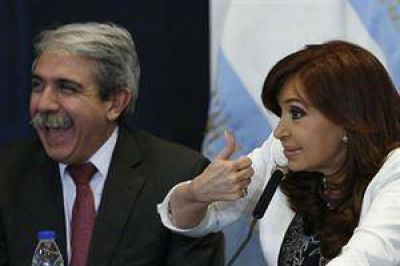 Cristina estudia un fondo del conurbano para ayudar a An�bal