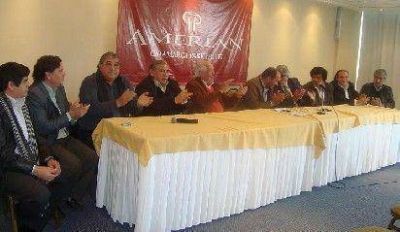 Todas las l�neas pedieron prorrogar las elecciones