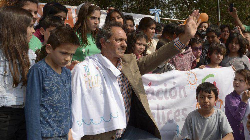 Scioli se re�ne con intendentes bonaerenses para delinear la campa�a electoral