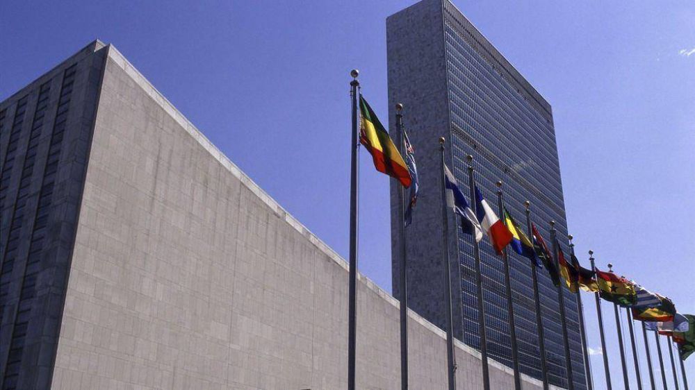 El Vaticano no se opone a que banderas de Observadores estén en la ONU