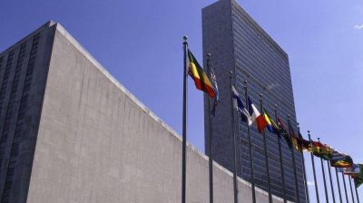 El Vaticano no se opone a que banderas de Observadores est�n en la ONU