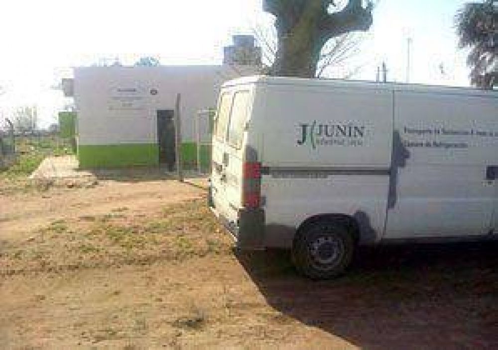 Contin�a la asistencia a familias afectadas por el agua