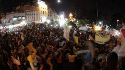Nuevas protestas por las denuncias de fraude en las elecciones a gobernador