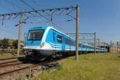 Arranca el tendido de cables, la etapa final de la electrificaci�n del tren Constituci�n � La Plata, y el servicio se prestar� con colectivos